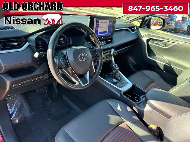 2023 Toyota RAV4 Prime XSE — photo 18 of 25