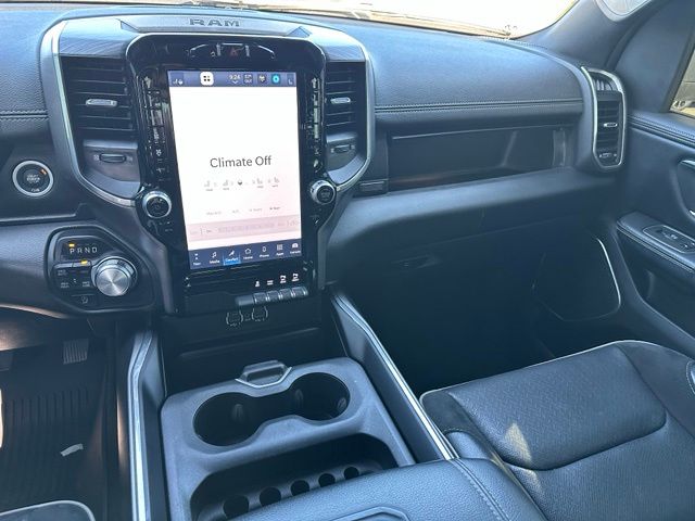 2023 Ram 1500 Laramie — photo 11 of 22