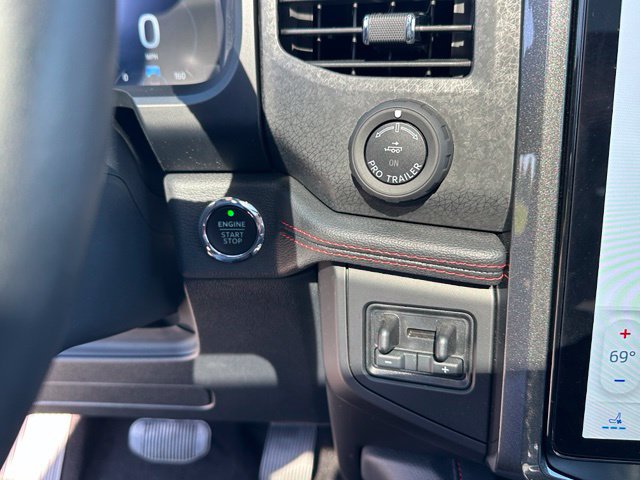 2023 Ford Expedition Max Limited — photo 29 of 39