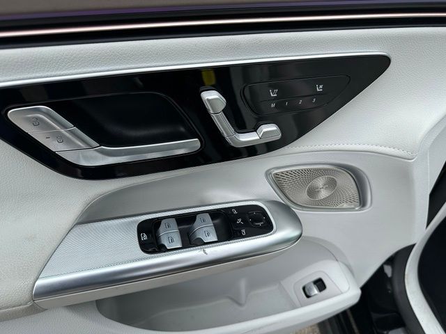 2023 Mercedes-Benz EQE 350 Sedan — photo 21 of 33