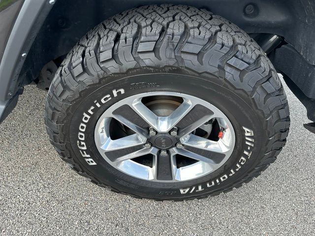 2021 Jeep Wrangler Unlimited Sahara — photo 7 of 28