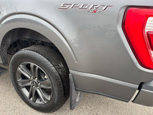 2023 Ford F-150 Lariat — photo 8 of 26