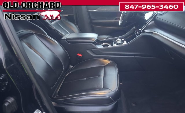 2024 Jeep Grand Cherokee L Limited — photo 8 of 11