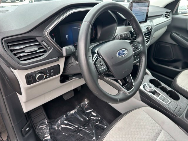 2023 Ford Escape Active — photo 19 of 27