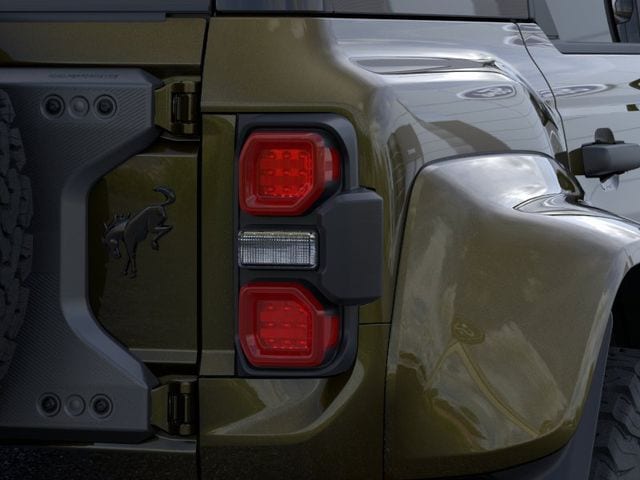 2026 Ford Bronco Raptor — photo 23 of 57