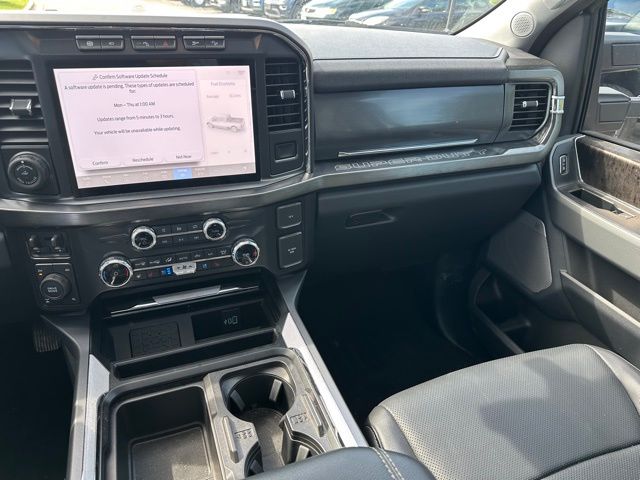 2024 Ford F-250SD Lariat — photo 12 of 33