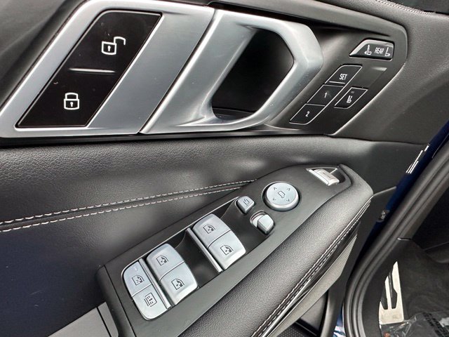 2023 BMW X7 xDrive40i — photo 26 of 36