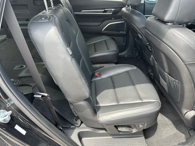 2024 Kia Telluride S — photo 10 of 52