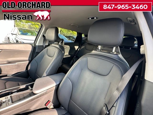2023 Kia EV6 Wind — photo 12 of 22