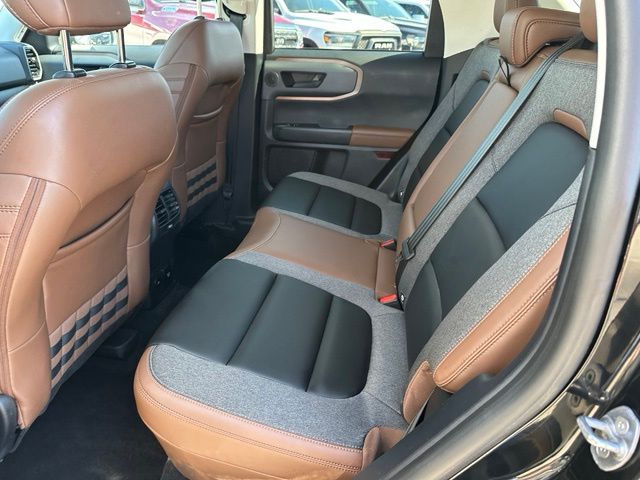 2024 Ford Bronco Sport Outer Banks — photo 13 of 27