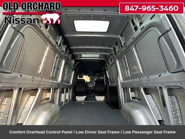 2023 Mercedes-Benz Sprinter 2500 Cargo 144 WB — photo 12 of 23
