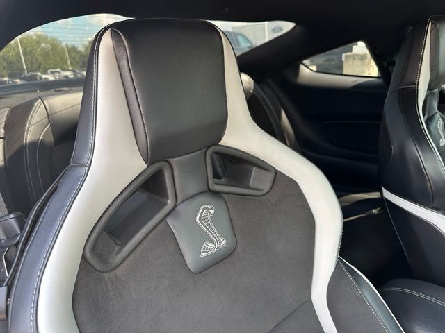 2021 Ford Mustang Shelby GT500 — photo 15 of 49