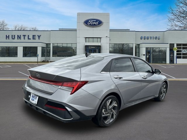 2025 Hyundai Elantra Hybrid Limited — photo 5 of 26