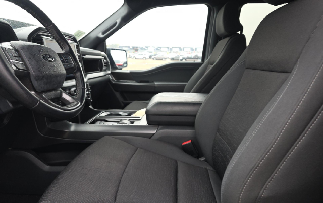 2024 Ford F-150 XLT — photo 5 of 6