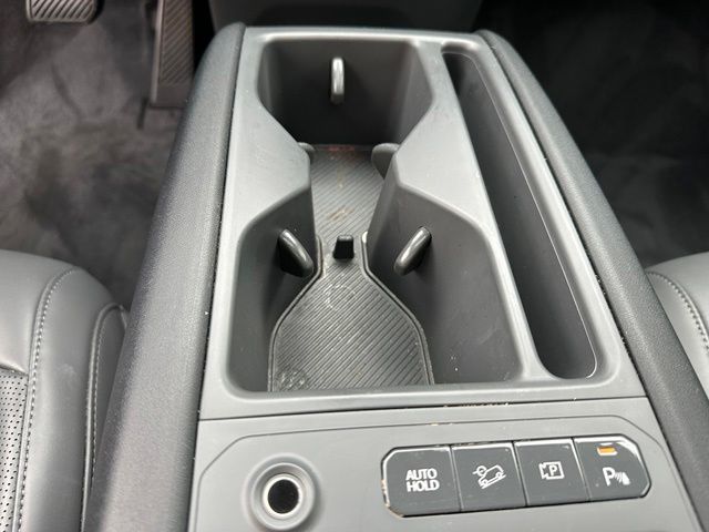 2024 Kia EV9 Wind — photo 25 of 44