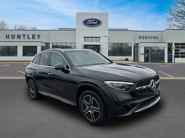 2024 Mercedes-Benz GLC GLC 300 — photo 4 of 31