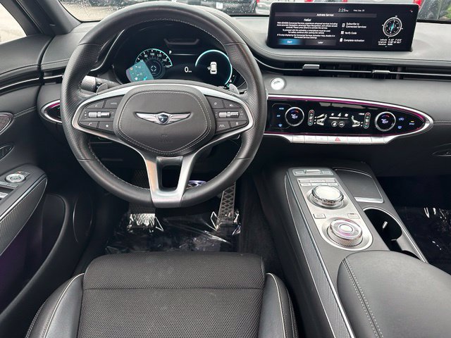 2023 Genesis GV70 2.5T — photo 19 of 41