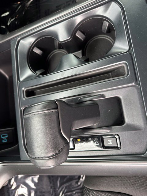2024 Ford F-150 XLT — photo 21 of 33