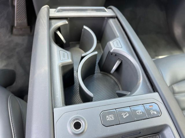 2024 Kia EV9 Land — photo 28 of 45