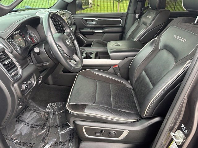 2023 Ram 1500 Laramie — photo 16 of 27