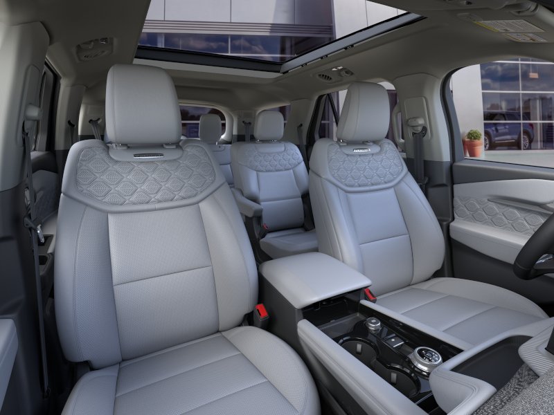 2026 Ford Explorer Platinum — photo 34 of 54