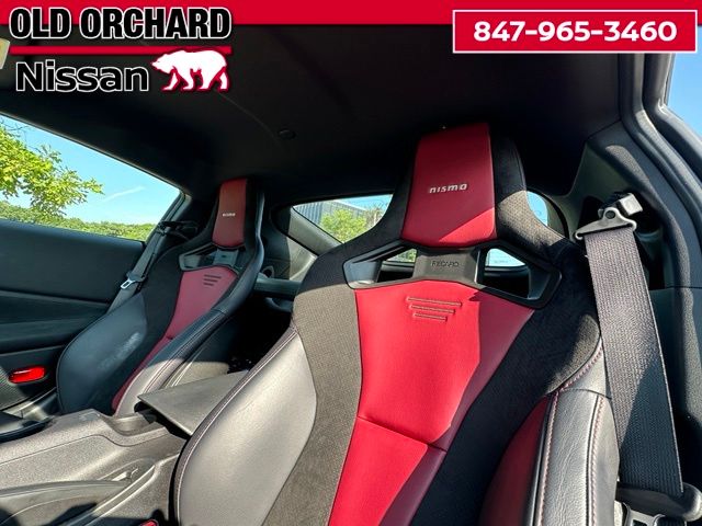 2025 Nissan Z Nismo — photo 12 of 23