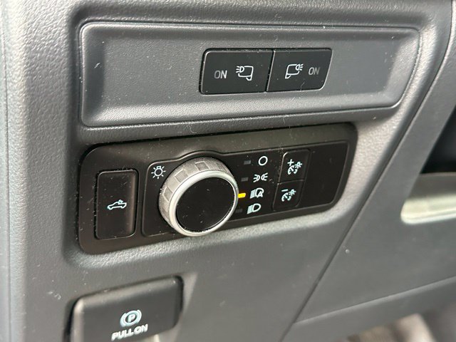 2023 Ford F-150 XL — photo 10 of 17