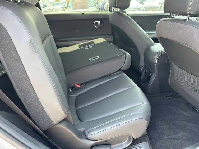 2024 Hyundai IONIQ 5 Limited — photo 10 of 35