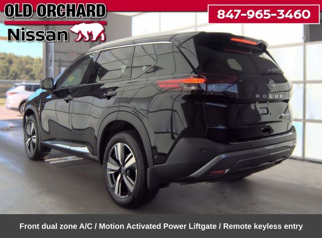 2023 Nissan Rogue SL — photo 6 of 8