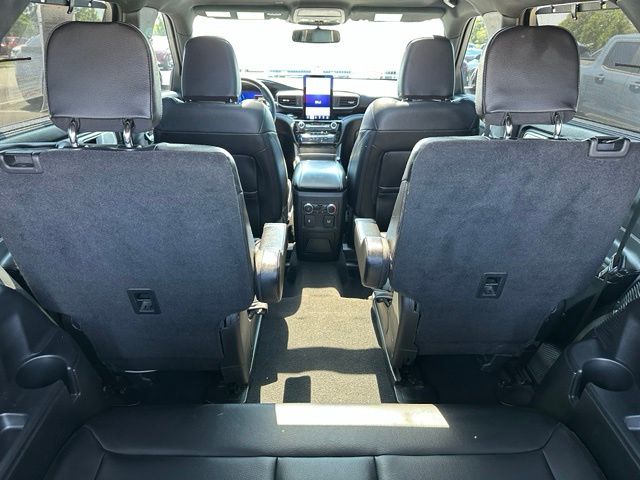 2023 Ford Explorer ST — photo 12 of 36