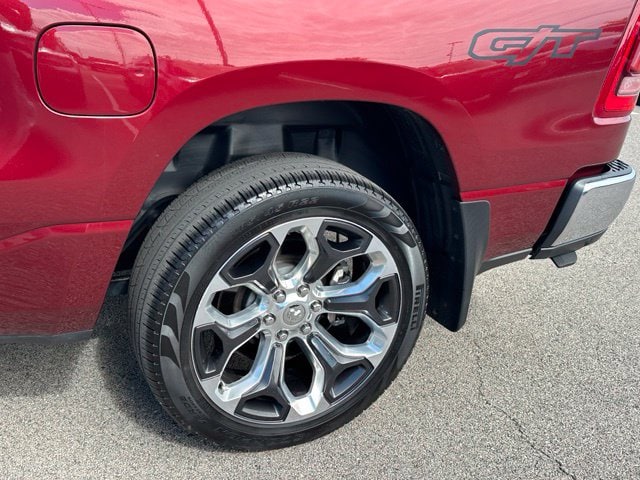 2023 Ram 1500 Laramie — photo 8 of 33