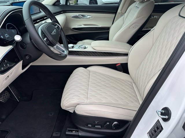 2025 Genesis GV70 3.5T Sport — photo 21 of 41