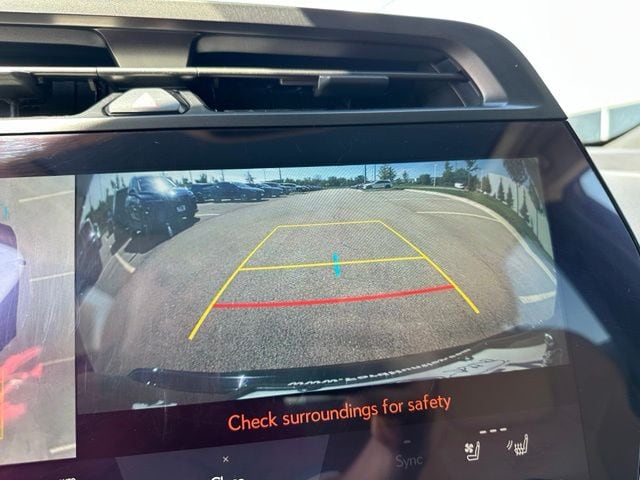 2023 LEXUS RZ 450e Premium — photo 29 of 32