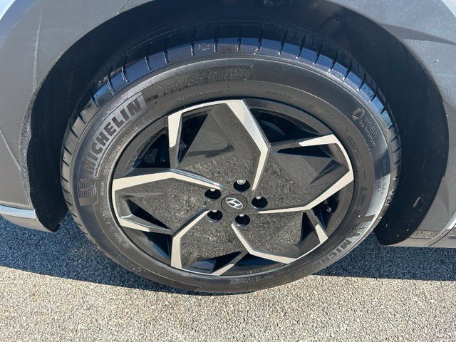 2024 Hyundai IONIQ 5 SEL — photo 7 of 28