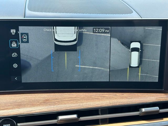 2025 Hyundai Santa Fe Hybrid Limited — photo 36 of 41