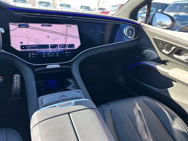 2023 Mercedes-Benz EQS 580 — photo 18 of 31