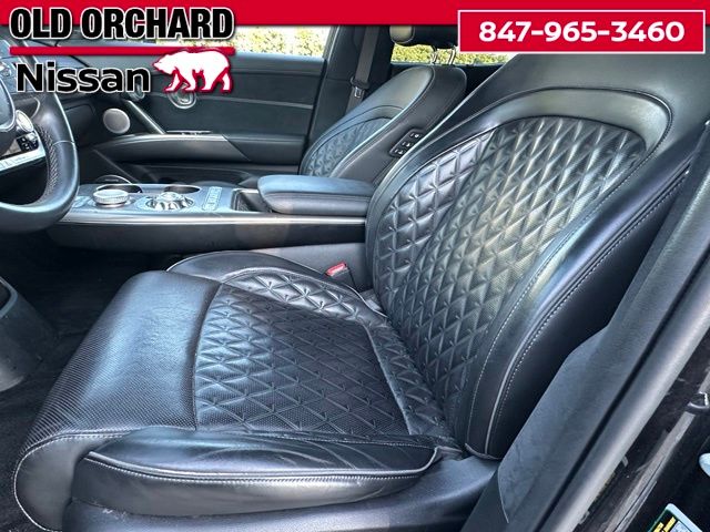 2023 Genesis GV60 Performance — photo 11 of 22