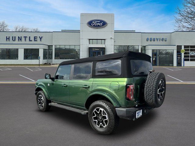 2023 Ford Bronco Outer Banks — photo 6 of 25