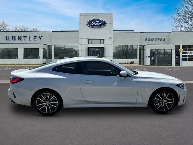 2025 BMW 4 Series 430i xDrive — photo 4 of 24