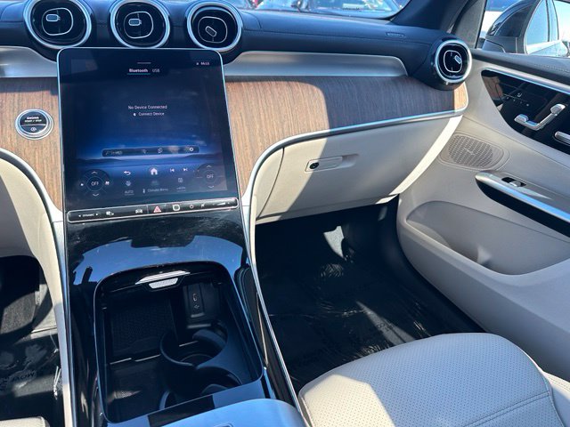 2024 Mercedes-Benz GLC GLC 300 — photo 20 of 31