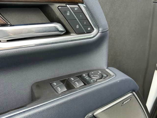 2024 Chevrolet Silverado 2500HD High Country — photo 17 of 53