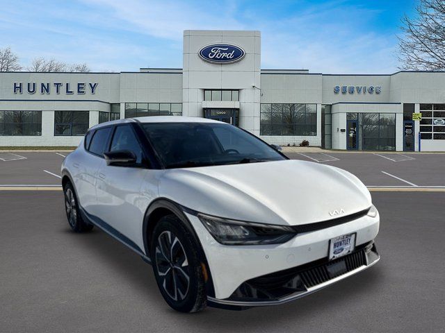 2024 Kia EV6 Wind — photo 4 of 27