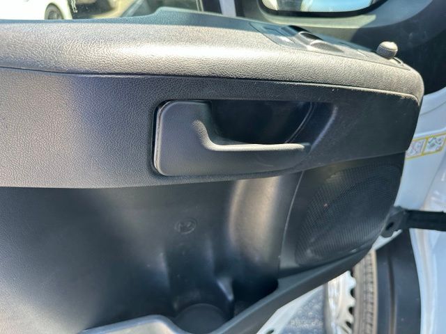 2024 Ram Promaster 2500 High Roof — photo 12 of 21
