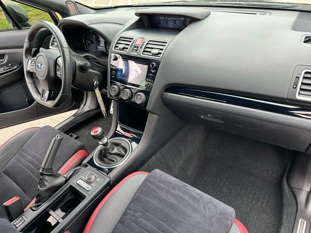 2019 Subaru WRX STi — photo 10 of 31