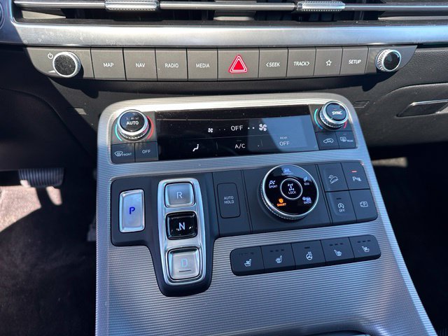 2025 Hyundai Palisade Calligraphy — photo 28 of 43