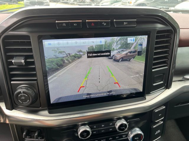 2023 Ford F-150 Lariat — photo 27 of 30