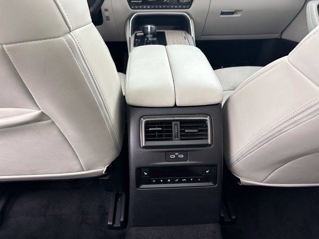 2024 Mazda CX-90 3.3 Turbo Premium Plus — photo 21 of 36