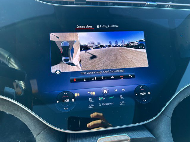 2023 Mercedes-Benz EQS 580 — photo 27 of 31