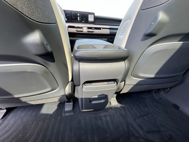 2024 Kia EV9 GT-Line — photo 21 of 44