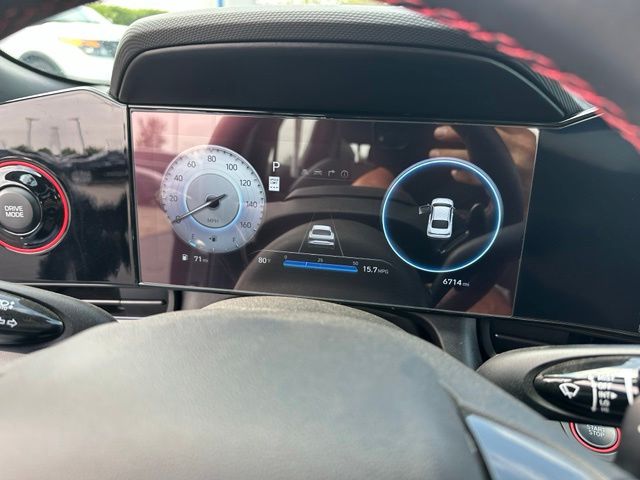 2024 Hyundai Elantra N Line — photo 21 of 32